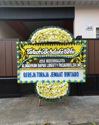 Papan Bunga Duka di Cikeusal